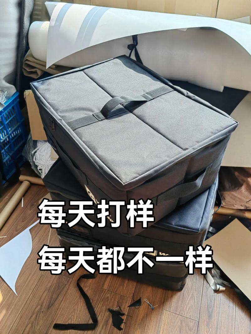 专业做冰包,保温包手袋#箱包厂 #源头工厂 #冰包保温包厂家 - 抖音